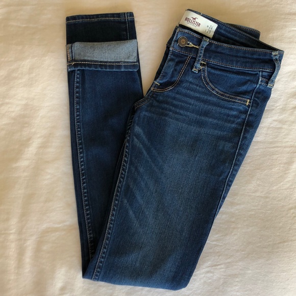 Hollister Skinny Jeans - Picture 2 of 7
